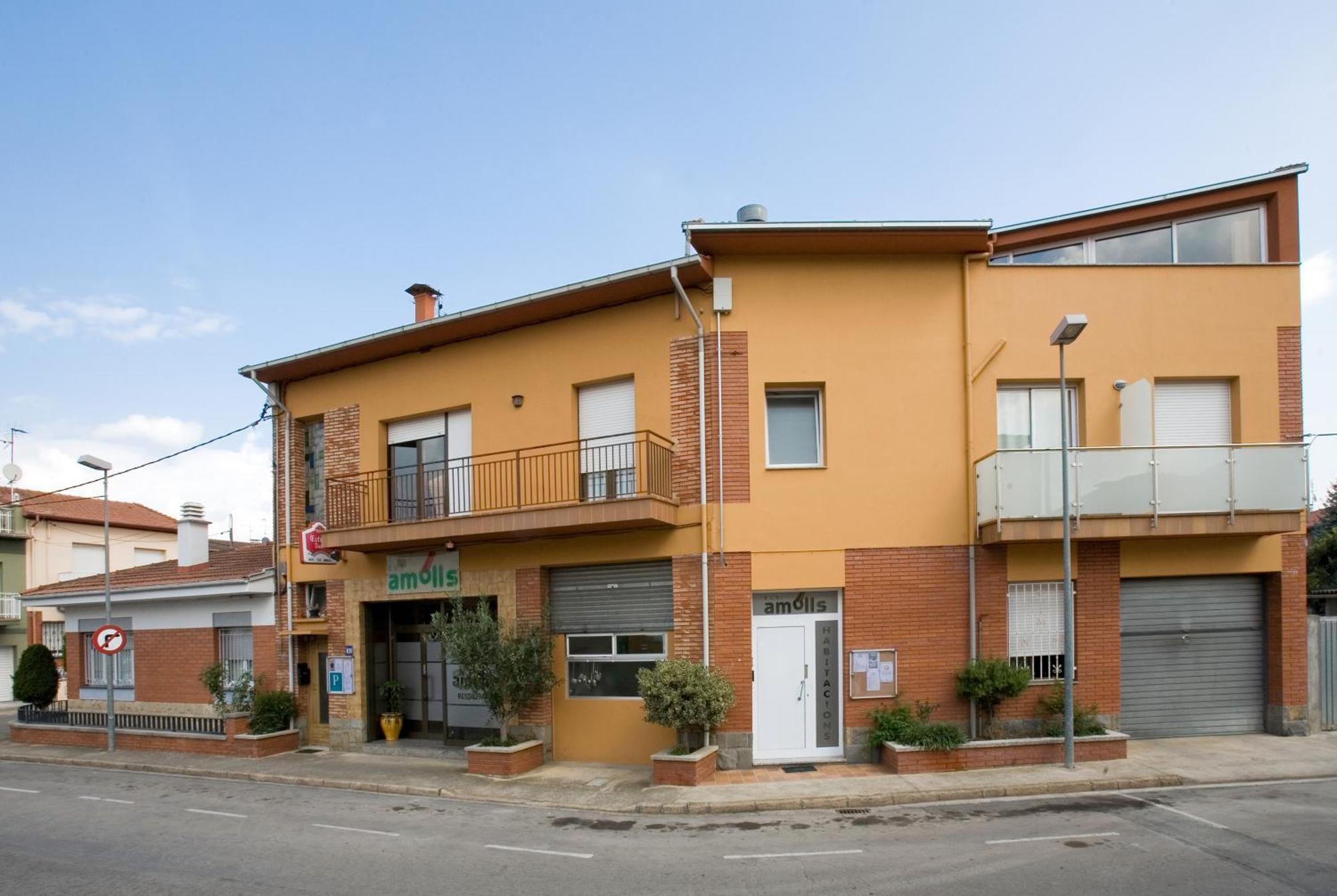 Amolls Restaurant I Habitacions Olot Eksteriør billede